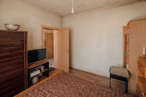 Casă P+M în Satchinez | Teren 680 mp | Garaj Dublu & Stație Încărcare EV - imagine 3