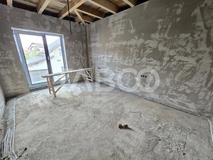 Casa tip duplex de vanzare 125 mpu predare la alb in Selimbar Sibiu - imagine 4