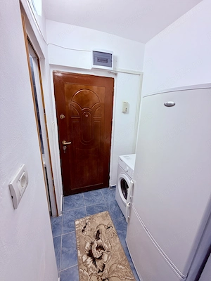 Proprietar inchiriez garsoniera renovata si utilata zona Girocului  - imagine 7