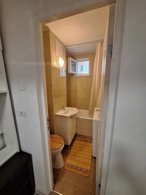 Închiriez apartament 1 cameră zona Aurora etaj 1  - imagine 2