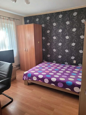 De inchiriat apartament 3 camere in zona Aradului - imagine 5