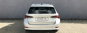 SKODA Octavia IV Combi - imagine 12