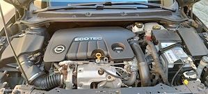 Opel Astra J Sports Tourer  - imagine 8