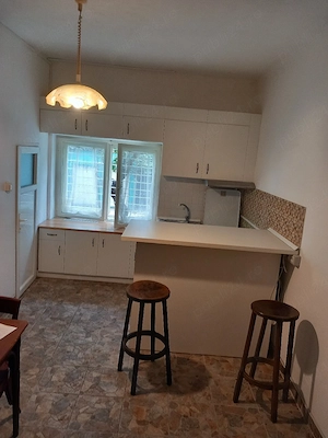 închiriez apartament cu două camere  - imagine 5