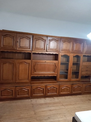 închiriez apartament cu două camere  - imagine 4