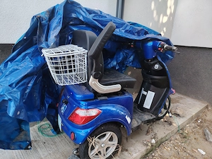 Triciclu electric