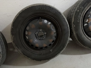 Roti vara 185/65R15 Kumho Volkswagen Polo - imagine 6