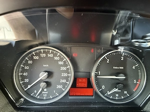 BMW Seria 3 BMW E91 LCI 320d 177 CP An fabricatie 2009 - imagine 9