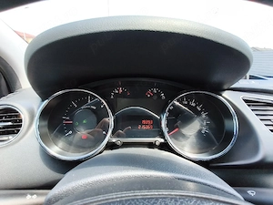 Peugeot 3008 1.6 Hdi - imagine 8