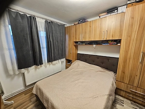 Apartament 2 camere etaj 1+garaj - imagine 4