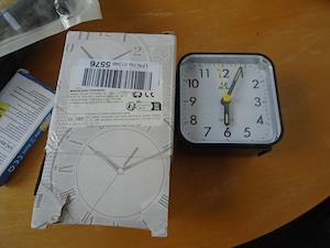 Ceas deșteptător de masă PEARL Quartz cu alarmă - Nou la cutie