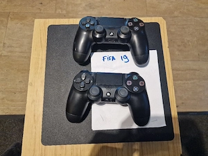Sony PS4 Slim