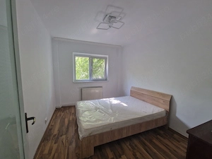 Inchiriez apartament 3 camere Chisinau sector 2 - imagine 2