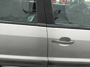 Proprietar vând Ford original km putini - imagine 4