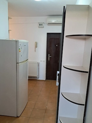 Vand apartament cu o camera - imagine 5