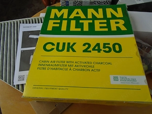 Filtru Habitaclu Polen cu Carbon Activ MANN-FILTER CUK 2450 - Nou, Sigilat