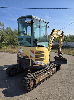 Miniexcavator yanmar vio33 - imagine 3