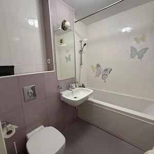Închiriez apartament 3 camere, decomandat, mobilat lux, zona deosebita Faleza Nord Constanta - imagine 4