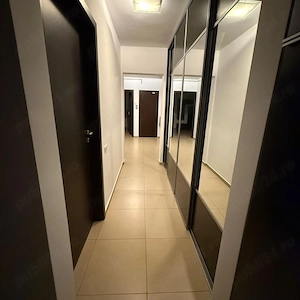 Închiriez apartament 3 camere, decomandat, mobilat lux, zona deosebita Faleza Nord Constanta - imagine 6