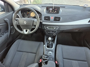 Renault Megane 1.9 diesel - imagine 4