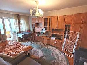 Apartament 2 camere/ B-dul Traian/ Zona Spital / Bloc 1987 - imagine 4