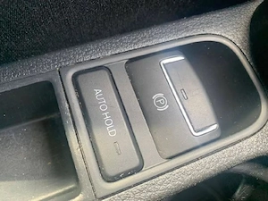 vând wolkswagen tiguan  - imagine 2