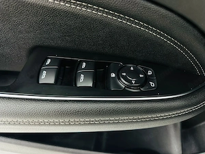 Opel Insignia - imagine 11