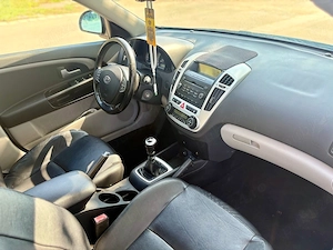 Kia Ceed 1.6 16V 2010 - imagine 7