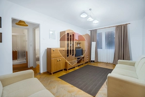 DE INCHIRIAT Apartament 2 camere B- dul Victoriei 4, etaj 2din7!