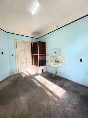 Apartament cu 1 camera de vânzare + boxa pe str George Cosbuc - imagine 9