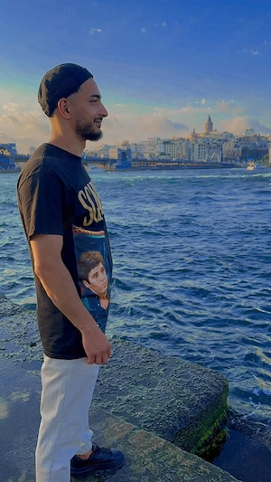 Caut parteneră 
