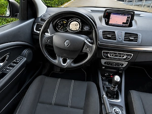 Renault MEGANE 2015-Diesel 1.5 Dci 110 cp-Dotari EXTRA- Masina SUPER INGRIJITA - imagine 7