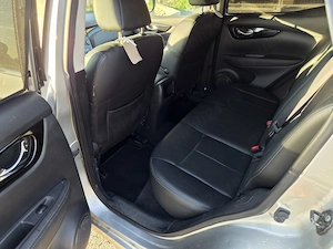 Nissan Qashqai 1.6 Diesel 4x4 - imagine 9
