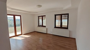 Proprietar vand urgent vila vis a vis de Shopping City Timișoara  - imagine 3