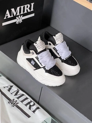 Adidași damă 
