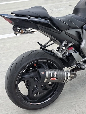 Vând Honda Cb1000r - imagine 2