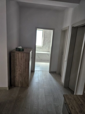 De inchiriat apartament 3 camere in zona Aradului - imagine 7