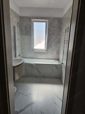 De inchiriat apartament 3 camere in zona Aradului - imagine 4