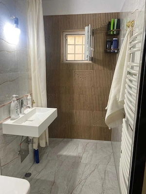 De vanzare apartament 3 camere in zona Aradului - imagine 8
