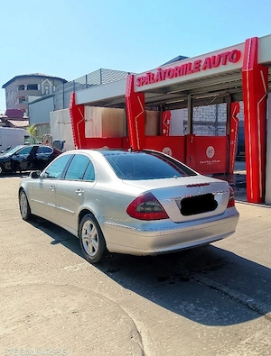 Mercedes Benz E 220 Avantgarde - imagine 3