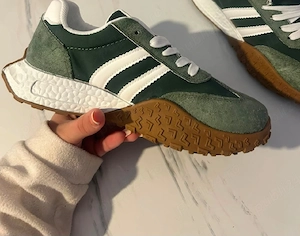Adidași dama mar 37 noi.la.180 lei Timișoara 