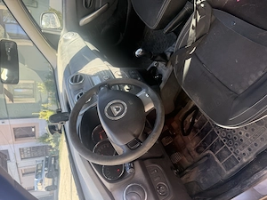 Logan Mcv Diesel An 2013 Km 280000 preț 2000 euro și este fix - imagine 3