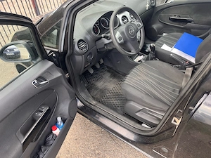 Opel corsa D - imagine 3