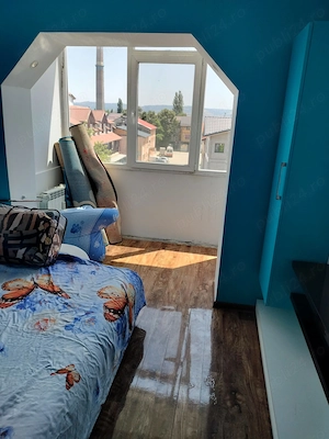 Apartament de vânzare Drobeta-Turnu Severin, 4 camere, renovat și utilat  - imagine 2