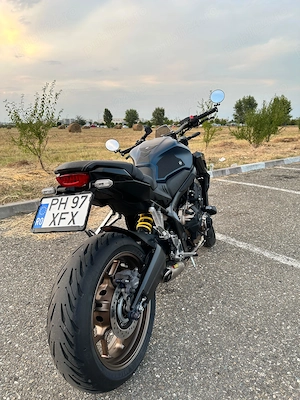 Honda CB650R 2  KM | Full Accesorizată & Îngrijită - imagine 2