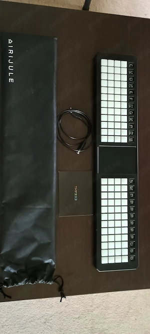 Controller midi  acorduri muzicale Theoryboard