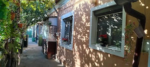 Casa +teren 266 mp semicentral 128.000 euro  - imagine 3