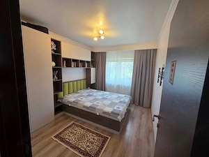De Vânzare - Apartament cu 3 camere, 67 mp, str Mareșal Averescu
