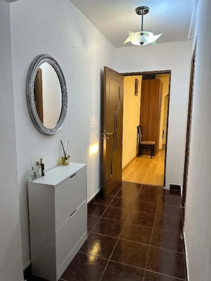închiriez apartament doua camere, langa Iulius Mall