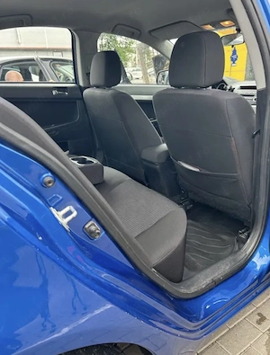 Mitsubishi Lancer, elegant, sprinten și încăpător :) - imagine 5